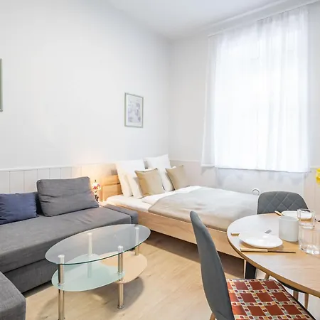 Apartment Easy Access - - Cozy